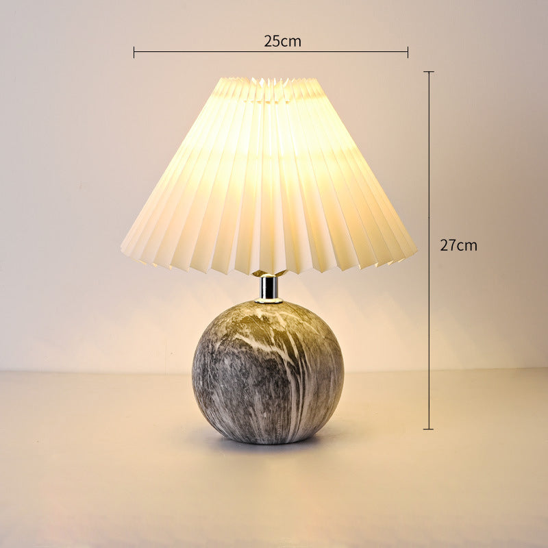 Diamond Ceramic Pleated Table Lamp, Bedside Table Lamp, Modern Bedside Lamp