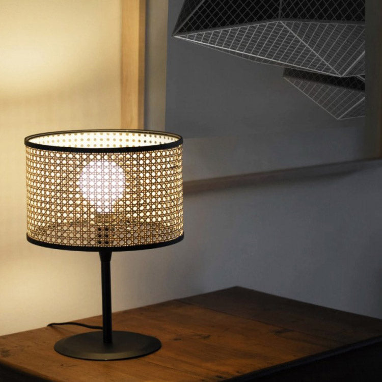 Retro Japanese Floor Lamp, Simple Living Room Light, Bedroom Light